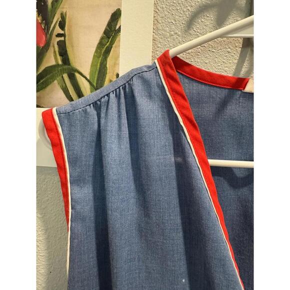 Charming Vintage Denim Wrap Dress with Embroidered Pocket- Size M - Picture 2 of 6